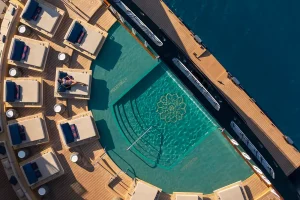 OEX-ASTERN-POOL-&-BAR